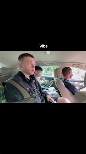 Пригоди з мікрофоном у таксі до стоматолога