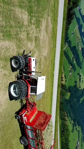 Exploring the Steyr 8075 Agricultural Machine