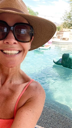 113 degrees all day in the A/C Studio filming & all evening in the pool! 🌵 We have lived in Scottsdale for 3 full summers we are officially desert people. We walk in the early hours, stay inside to work, to work out and then we have these beautiful hot evenings by the pool. NEW WORKSHOP Personal Brand | Sue Bryce Photographer