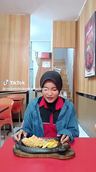 New Look Chicken Steak at Rocket Chicken Indonesia
