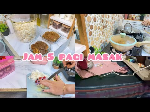 JAM 5 UDAH MULAI MASAK DI DAPUR JENGKOL SEMUR PEDAS MANIS DAN SETRIKA BAJU