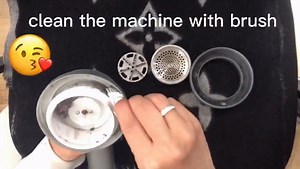 Watch Take you to see how to open the lint remover, super details! on Amazon Live