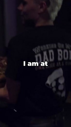 9lb Pizza Challenge at Slice of Vegas: Can He Finish It?