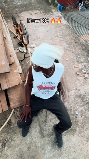 Smoooth masterpiece DC for yall Myself x @Amoyo GMC🇬🇭💎 • • • #tsoobiwale #fyp #foryou #bratsoobi #dancechallenge