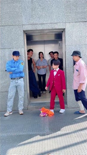 [KID BOSS] - A noble act #martialarts #kindness #hero #respect #help #good #viral