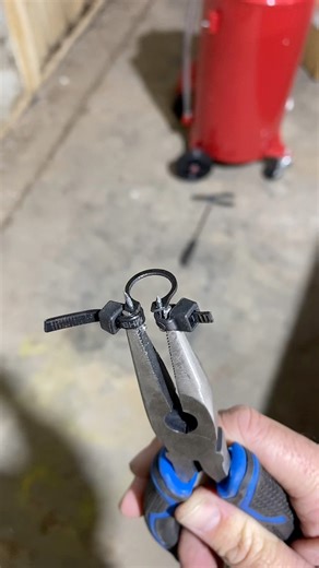 3.4M views · 104K reactions | Build your own snap ring pliers! #didyouknow #nowayguy #todayyearsold #todayilearned #lifehack #toolhack #nowyouknow | Shaun Umscheid - What? Nooo Waaay Guy | Facebook
