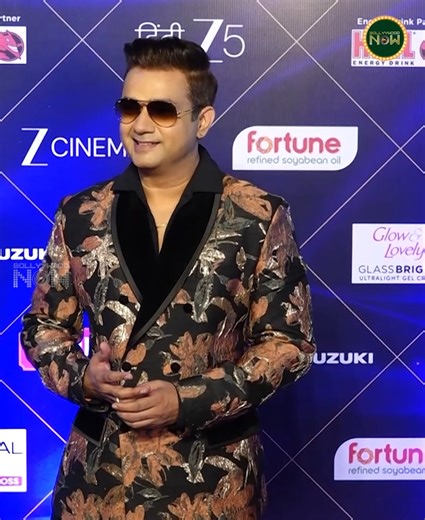 Watch the full uncut glamour from the 24th Zee Cine Awards 2026! Catch superstars Akshay Kumar, Varun Dhawan, Nora Fatehi, and Jacqueline Fernandez as they set the red carpet on fire with their stunning outfits. Exclusive fashion, star-studded moments, and all the Bollywood action right here! #ZeeCineAwards2026 #ZeeCineAwards #AkshayKumar #VarunDhawan #NoraFatehi #JacquelineFernandez #RedCarpet #AhanPanday #AneetPadda | Bollywood Now