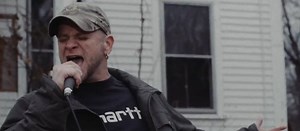 All That Remains' Phil Labonte "Applauds" Eagles Of Death Metal's Jesse Hughes For Speaking His Mind On Gun Control Movement - Theprp.com