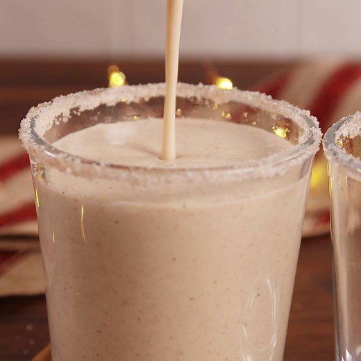 If you love RumChata, you're gonna OBSESS over this. Full recipe: http://dlsh.it/0m4mo5j | Delish