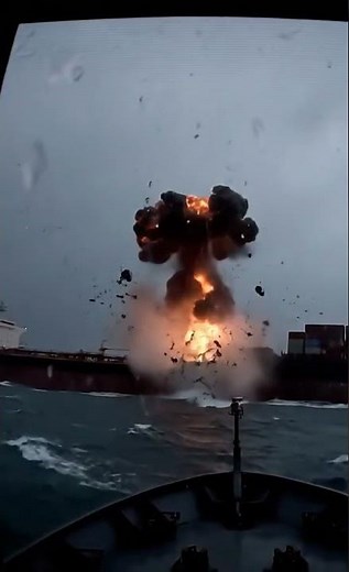 Urgent Ship Explosion! 🚨 #Breaking