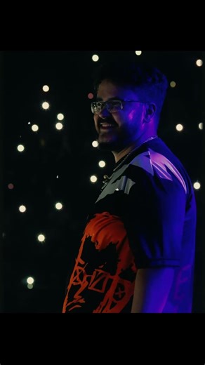 De cima do palco, NÓS fazemos o mundo TREMER!😭☝🏼Obrigado BH!!!!! 🧡💙💚RJ, vocês são os PRÓXIMOS!