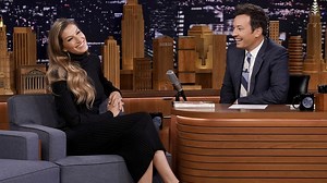Gisele Bündchen Tells Jimmy Fallon the Moment She Fell in Love with Tom Brady
