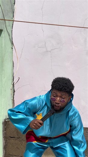 Rihana and Michael Jackson version swahili #cascadeur #swahilitiktok #comedi #humortiktok #swahilitradition @Richmond @Paul Wichundja Chris