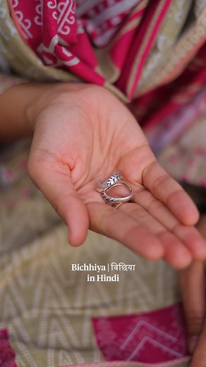 Parveen Sharma on Instagram: "Toe rings - often made of silver, hold deep spiritual and cultural importance in our traditions. Silver is linked to the moon and is believed to have a cooling effect on the body. It is also a pure metal that attracts positive energy and shields against negativity. According to Ayurveda and reflexology the pressure applied to these points through toe rings can improve blood circulation, alleviate pain, and maintain balance within the body. It is believed that wearin