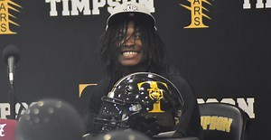 How five-star Texas A&M commit Terry Bussey's impact stretches well beyond field at Timpson