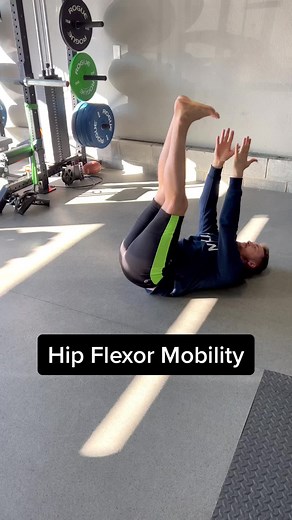 Mobility for Athletes #mobility #hipmobility #mobilitytraining #soccertraining #soccerdrills #athlete #athletetraining #sportsperformance #speed