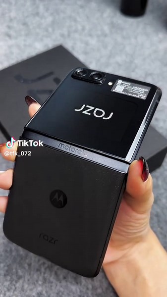 Motorola T380 và Moto Z2 Force Camera Test