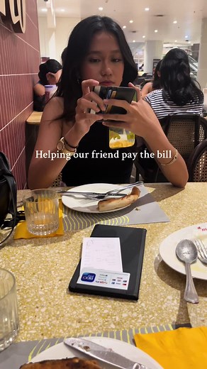 Understanding Black Card vs. Debit Card Differences