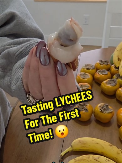 My friend Summer tried lychees for the first time today. Instant obsession. Lychees are hydrating. High in vitamin C. Naturally sweet without heaviness. Great for digestion and skin. Best eaten fresh and ripe, soft shell, floral smell, juicy bite. This is the kind of fruit that converts people fast. 🍓🥑💚🍒🍑🍇🍈🧡🌱🍌🍉🍋🥭🍍💙🤗🥝🎉🙌 Follow this channel if you want to learn fruits, veggies, and raw vegan food without the weird rules. Real reactions. Real food. Real fun. 😁 Thank you @Summer 
