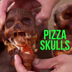 Get your Haunted Skull Cakelet Pan here: http://amzn.to/2A6FnMP Credit: Pizza Skulls - Genius Kitchen | Skull Lovers