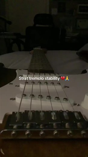 Improving Strat Tremolo Stability for Guitarists