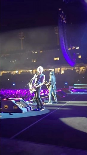 Inside the Epic Guns N’ Roses Concert in Barcelona #gunsnroses