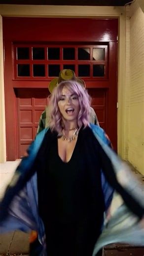 ⚡️Lover + Traveler+ Connector✨ | Got caught! Happy Halloween loves 😘 #insectsofinstagram #bughunter #abugslife #butterflycatcher | Instagram