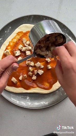 Delicious BBQ Chicken Pizza Recipe