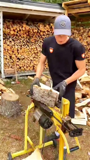 #firewood #woodsplitting