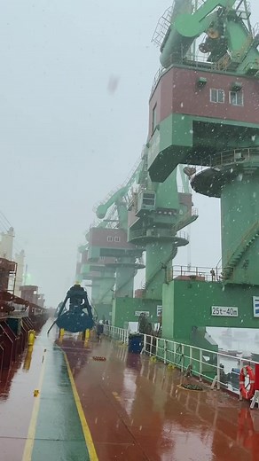 1.5M views · 10K reactions | First Snow Experience, Morenong Marino goes to Xingang, China #travel #SEAMAN #Marino #traveltheworld | Ivan Guzman | Facebook