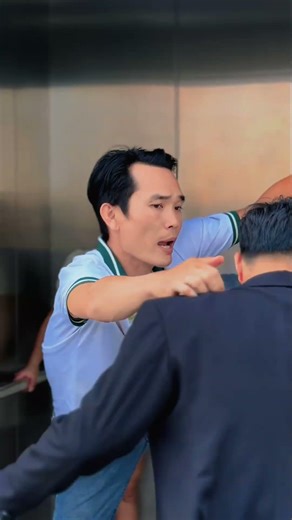 ONE KIND 🚨 He Blocked the Elevator… We Stood Together #kindness #helpothers #respect
