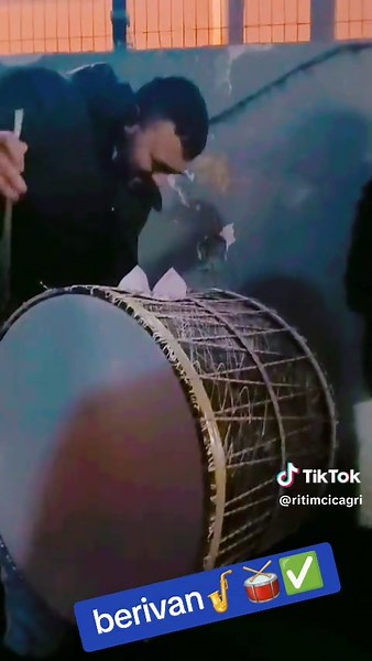 Berivanım - Sibel Can Şarkıları Roman Havası 🎷🥁✅️