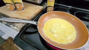 Watch How to use butter Pam cooking spray to scramble eggs on Amazon Live