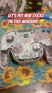 Fixing up this GameCube Wavebird Controller. #nintnedo #gamecube #Wavebird #controller #gamefix