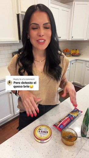 Mini Brie Bites: Easy Recipe for Snacking or Brunch