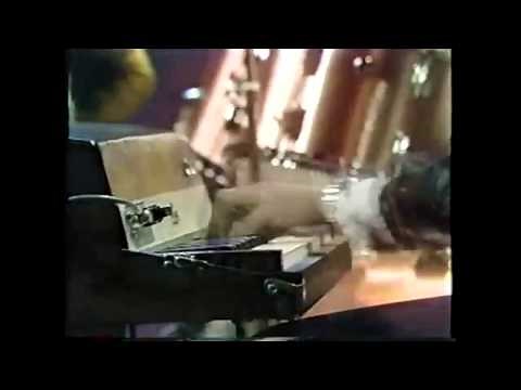 The Crusaders - Stomp And Buck Dance