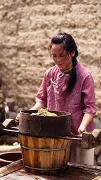 Tarbuj aur Barf se banayi Rainbow Dress! | Natural Ice Dyeing Experiment