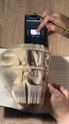 #straykids 💙 Web application: www.foldbook.art #diy #craft #bookfolding #bookart #straykids #skz