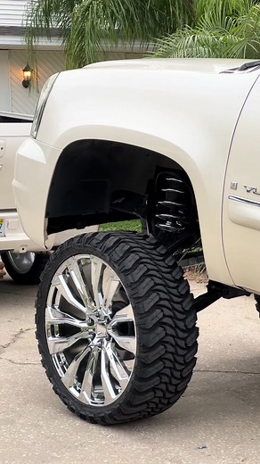 7 days… 🏝️#leaninondastrip