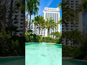 How lazy river looks like in Hilton Orlando Buena Vista Palace - Disney Springs Area #lagoon