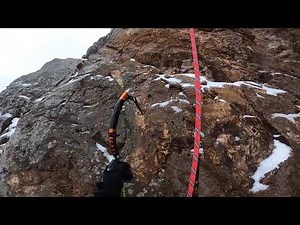 小樽赤岩でドライツーリング クライミング