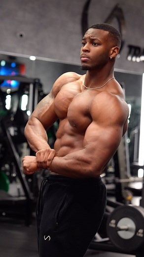 Chris Harris| Online Coach  on Instagram: "Creating a new version @tlfapparel : code TLF-CHRIS @bpi_sports : code CHRIS #viral #fitness #shredded #posing #bodybuilding"