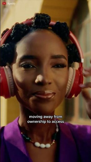 Blue Ocean Strategy Explained in 60 Seconds! 🌊