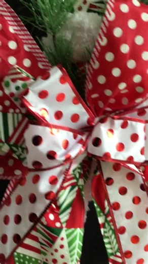 Handmade Christmas Chunky Yarn Candy Cane Wreath, Holiday Door Hanger, 14x20" - Etsy