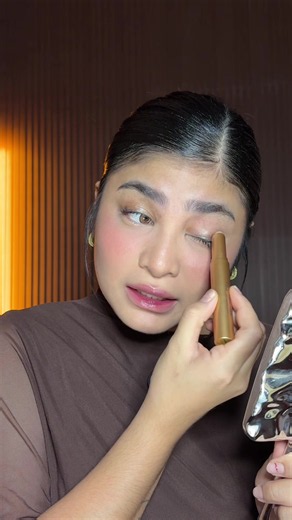 Easy Eyeshadow Stick Application Tutorial