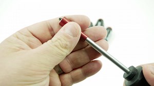 36 reactions | With magnetic collar to hold on to your fasteners!...