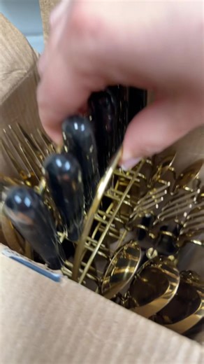 Elegant Marble Effect Cutlery Set for Serving Dinner