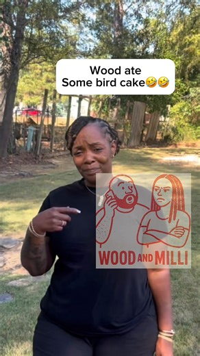 Wood ate some bird cake #birdlife #comedy #funnyreels | Ervin Cohen
