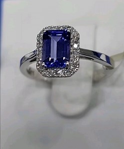 Gem Tanzanite on Reels