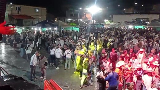 5.8K views · 75 reactions | Carnaval 6 Enero Orquesta Kandex y su orquesta ADN | Alcaldia Municipal de San Lorenzo Nariño | Facebook